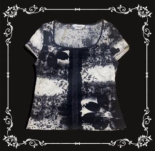 (Category: ) located in . Submitted by trashion (Listing ID 1445173303, Image 1). Description: .