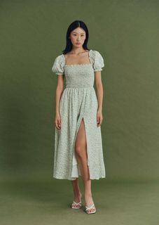 (Category: ) located in . Submitted by stuffthatwardrobe (Listing ID 1445140505, Image 1). Description: .