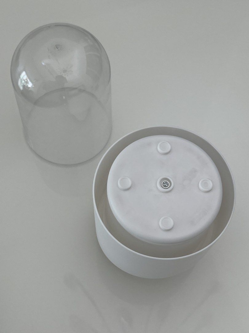 Rotating makeup box488186644320102402