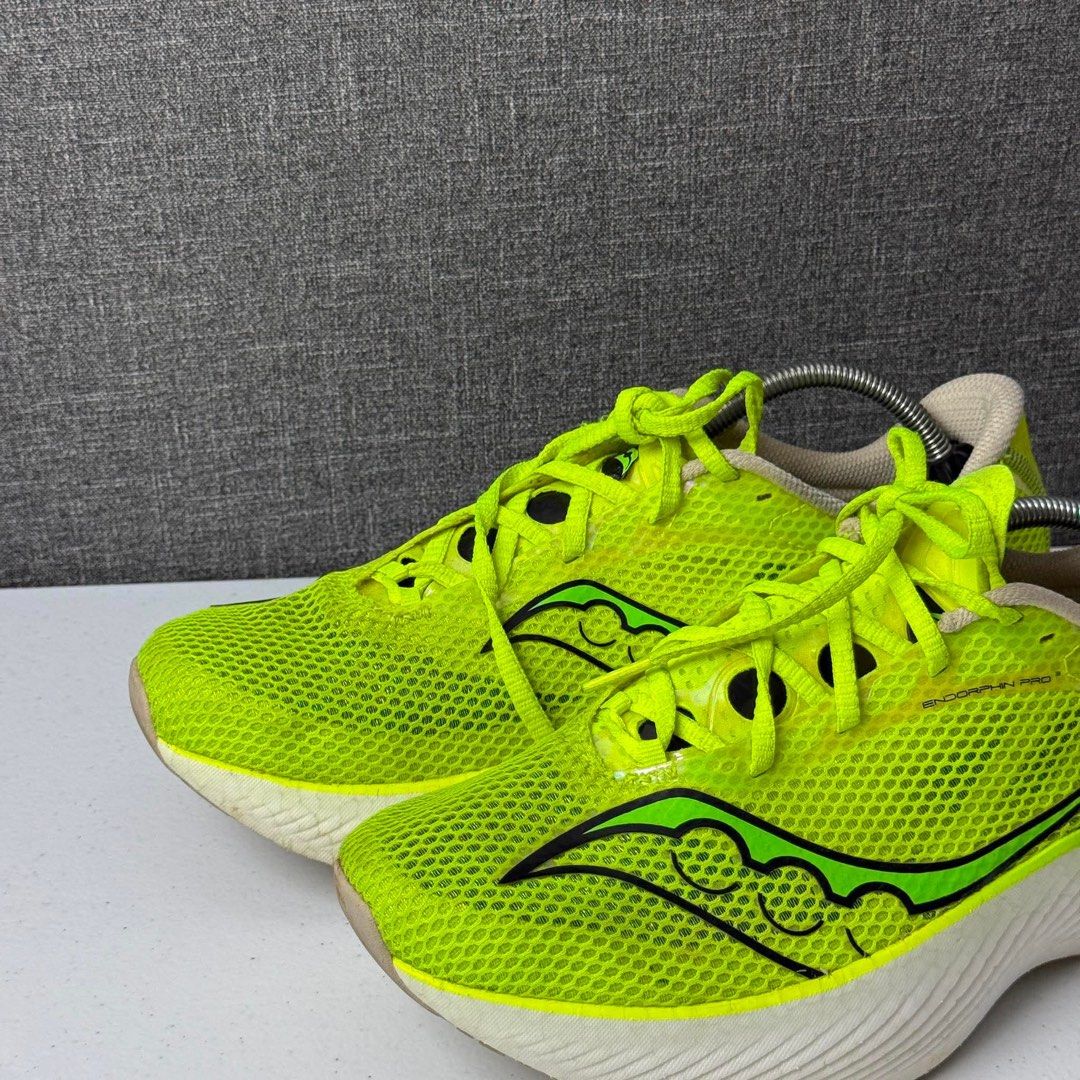 SAUCONY ENDORPHIN PRO 3 RUNNING SHOES (Category: Sneakers) located in Guagua. Submitted by sweetboyy (Listing ID 1445067099, Image 2). Description: SAUCONY ENDORPHIN PRO 3 RUNNING SHOES SIZE 11.5US /46EUR/29.5CM.