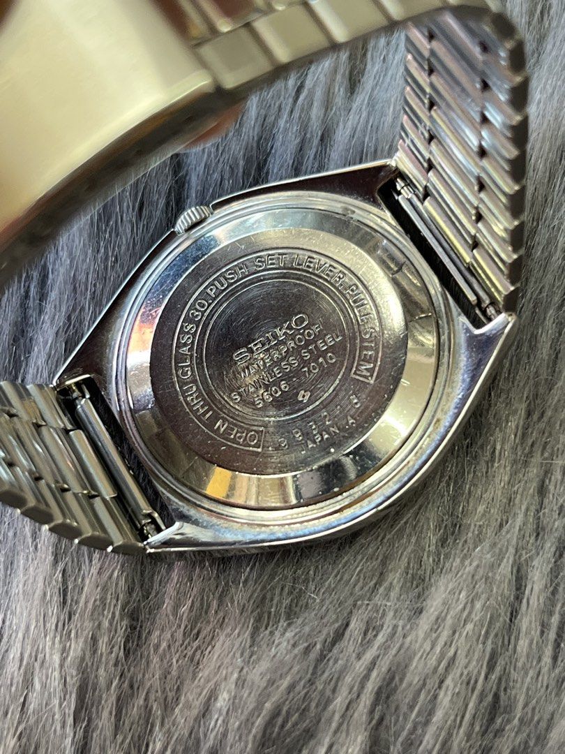SEIKO LORD MATIC (5606-7010) (Category: Men's Watches) located in Cabuyao City. Submitted by horologyfinds (Listing ID 1445168311, Image 2). Description: SEIKO LORD MATIC (5606-7010) •Automatic •Japan •All original/authentic •All goodworking condition •Kanji/english date •Day and date display •Stick indices For only 9,999 php🤝 ✅LBC COP/COD ✅J&T ✅LALAMOVE ✅MEET UP ✈️CAN SHIP INTERNATIONAL VIA DHL EXPRESS "Imperfections are part of buying pre-owne