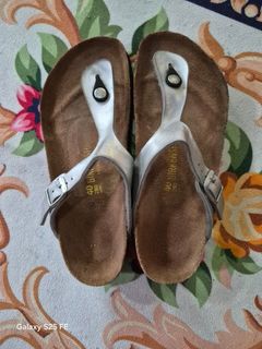 (Category: ) located in . Submitted by solestorybylme (Listing ID 1445233620, Image 1). Description: .