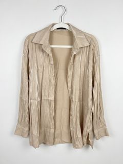 (Category: ) located in . Submitted by sofiascloset_ (Listing ID 1445089224, Image 1). Description: .