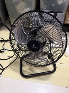 (Category: ) located in . Submitted by ddtan80 (Listing ID 1445170364, Image 1). Description: .