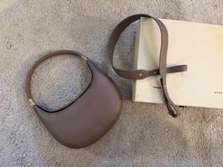 (Category: ) located in . Submitted by thriftinds (Listing ID 1445167567, Image 1). Description: .