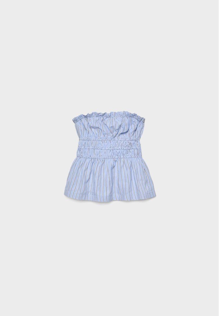 Stradivarius Gathered Tube Top (Size: S) (Category: Sleeveless) located in Quezon City. Submitted by tishycurates (Listing ID 1445167551, Image 3). Description: Stradivarius Gathered Strapless Top Color: Blue Size: Small Condition: Like new 🪄 RFS: Making space for new clothes 🙅🏻‍♀️ Final price! Offers lower than amount posted will be declined Helping Tags Mango Zara Love Bonito Massimo Dutti Urban Revivo H&M Bershka Cotton On Brandy Melville T
