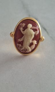 (Category: ) located in . Submitted by vintagehuntsg (Listing ID 1445049764, Image 1). Description: .