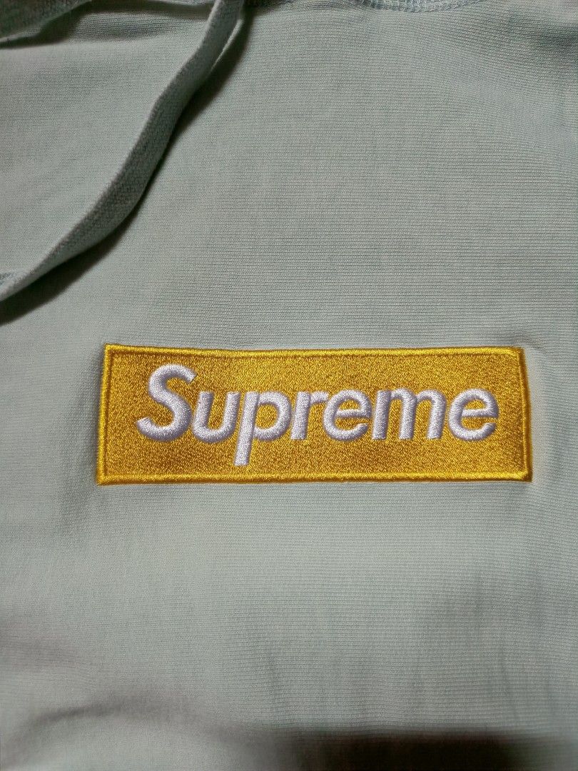 Supreme Box Logo Hoodie Light Blue (Category: Hoodies) located in Manila. Submitted by lootnlatch (Listing ID 1445215211, Image 2). Description: 20.5x25 excellent condition issue see last pic need wash lang pati sa neck tag banda negotiable.