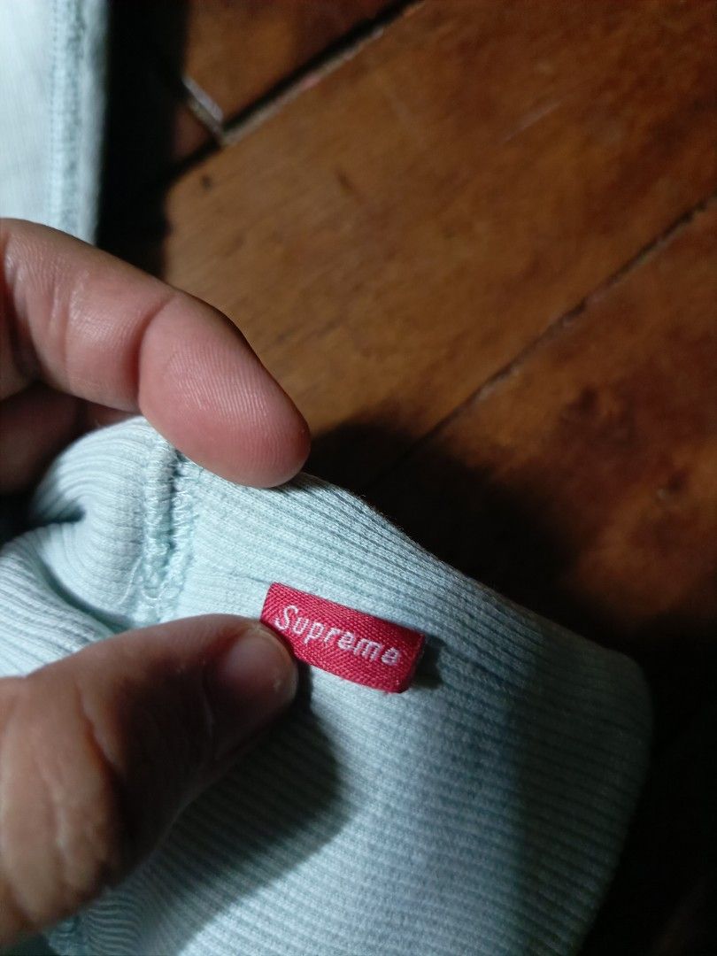 Supreme Box Logo Hoodie Light Blue (Category: Hoodies) located in Manila. Submitted by lootnlatch (Listing ID 1445215211, Image 3). Description: 20.5x25 excellent condition issue see last pic need wash lang pati sa neck tag banda negotiable.