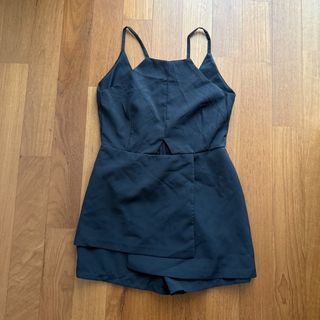 (Category: ) located in . Submitted by bagfulofclothes (Listing ID 1445094301, Image 1). Description: .