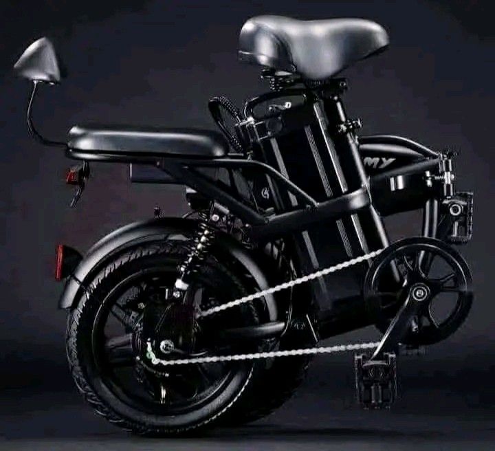Tianma ebike (Category: Bicycles) located in Manila. Submitted by minidivisoria (Listing ID 1445204318, Image 3). Description: 💥TIANMA EBIKE💥 💥Model: Folding Electronic Bike💥 Specification ✓48V15AH (Lithium Battery) ✓350 Watts ✓35-40 Km Range ✓25 Kph Speed ✓100kg Load capacity ✓Incline Climb 20% ✓Dual Shock ✓Disc brake front and back ✓Foldable ✓Cellphone holder w/USB 💥Charging Time: 4-5 hours from low battery Available Colors: BLACK RED WHIT