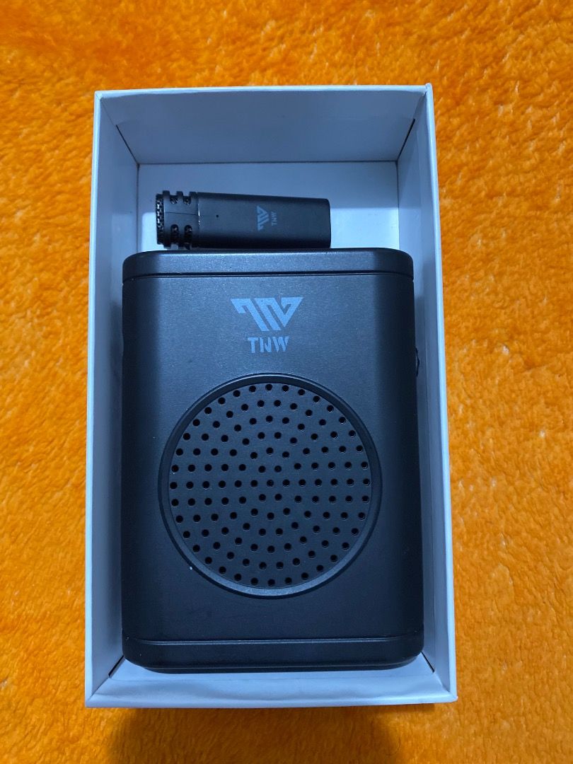 TNW Y20 Wireless Microphone System (Category: Microphones) located in Caloocan City. Submitted by purepenguin.097493 (Listing ID 1445230193, Image 2). Description: - THW Y20 Wireless Microphone - Ideal for vlogging, interviews, and live shows - Compact and portable design - Simple setup and operation - Comes with receiver and transmitter - Compatible with various devices - Delivers clear audio for your content.