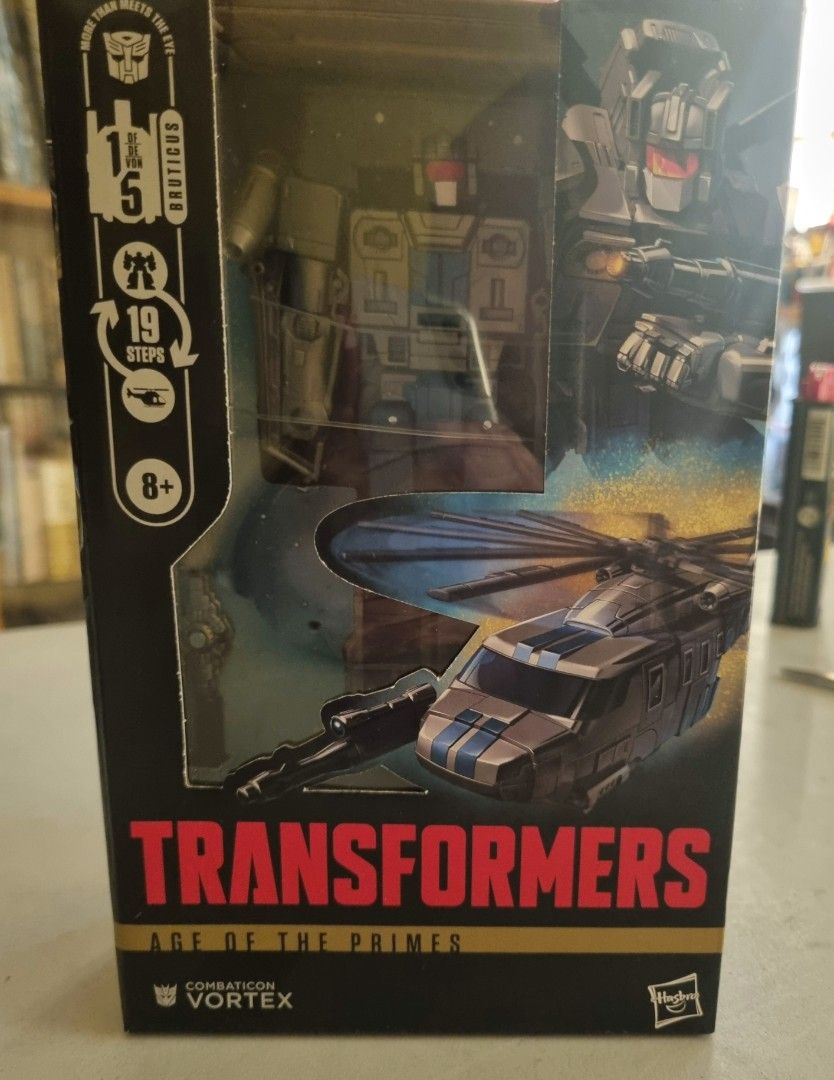 Transformers Vortex (Category: Toy Figures) located in Singapore. Submitted by oshboggy (Listing ID 1445114474, Image 1). Description: Age of the Primes AOTP Vortex. Combines with other Combaticons to form Bruticus. Brand new in box. Willing to do a like-for-like trade for AOTP Blast Off. Meet to deal at Sunset Way, Clementi or at mutual convenience by prior arrangement. Thanks for looking!.