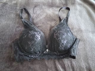 (Category: ) located in . Submitted by snoweeeme (Listing ID 1445048434, Image 1). Description: .