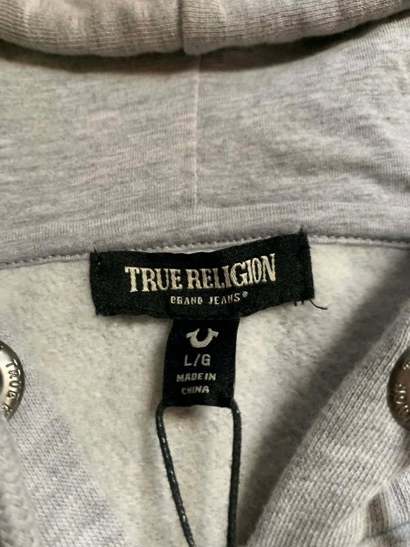 True Religion Grey Zip-Up Hoodie (Category: Hoodies) located in Manila. Submitted by tipaklongthrift (Listing ID 1445052291, Image 3). Description: brand new zip up hoodie large.