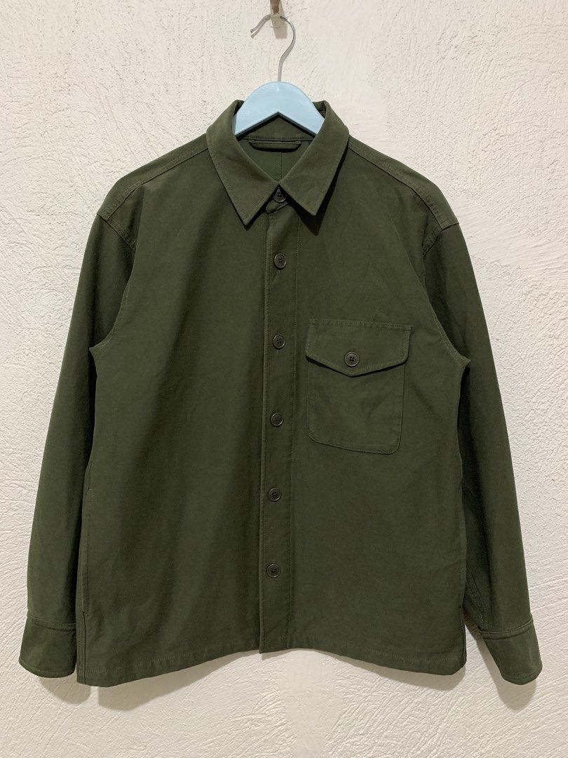 Uniqlo Over Shirt Jersey Jacket (Category: Coats, Jackets and Outerwear) located in Tiaong. Submitted by nycko.concha (Listing ID 1445050745, Image 2). Description: Uniqlo Over Shirt Jersey Jacket — Olive •Size: S (80-88cm) •Width: 21 •Length: 27 •Condition: Excellent Used •Issue: None •Color rate: 10/10 •Selling Price: ₱899 + shipping fee •Location: Quezon Province •Courier: J&T Express Note: color may vary due to lighting, always manage your ex