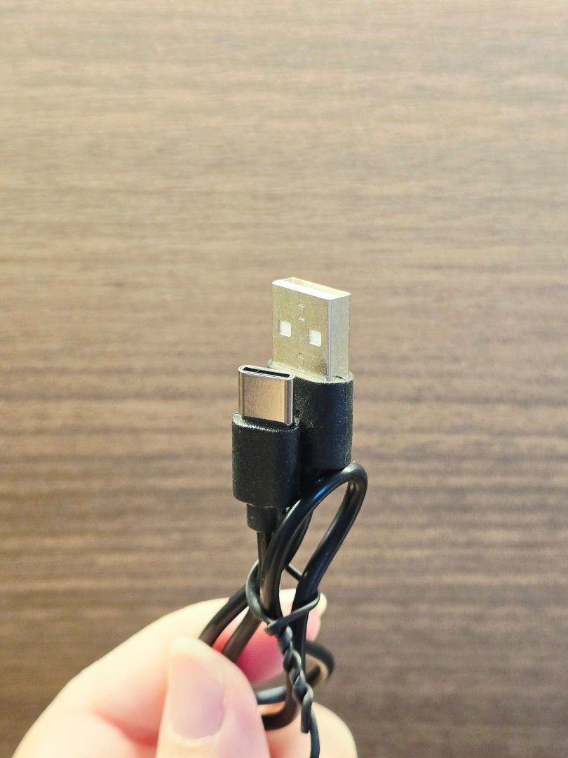 USB-A to USB-C Cable488240884409313281