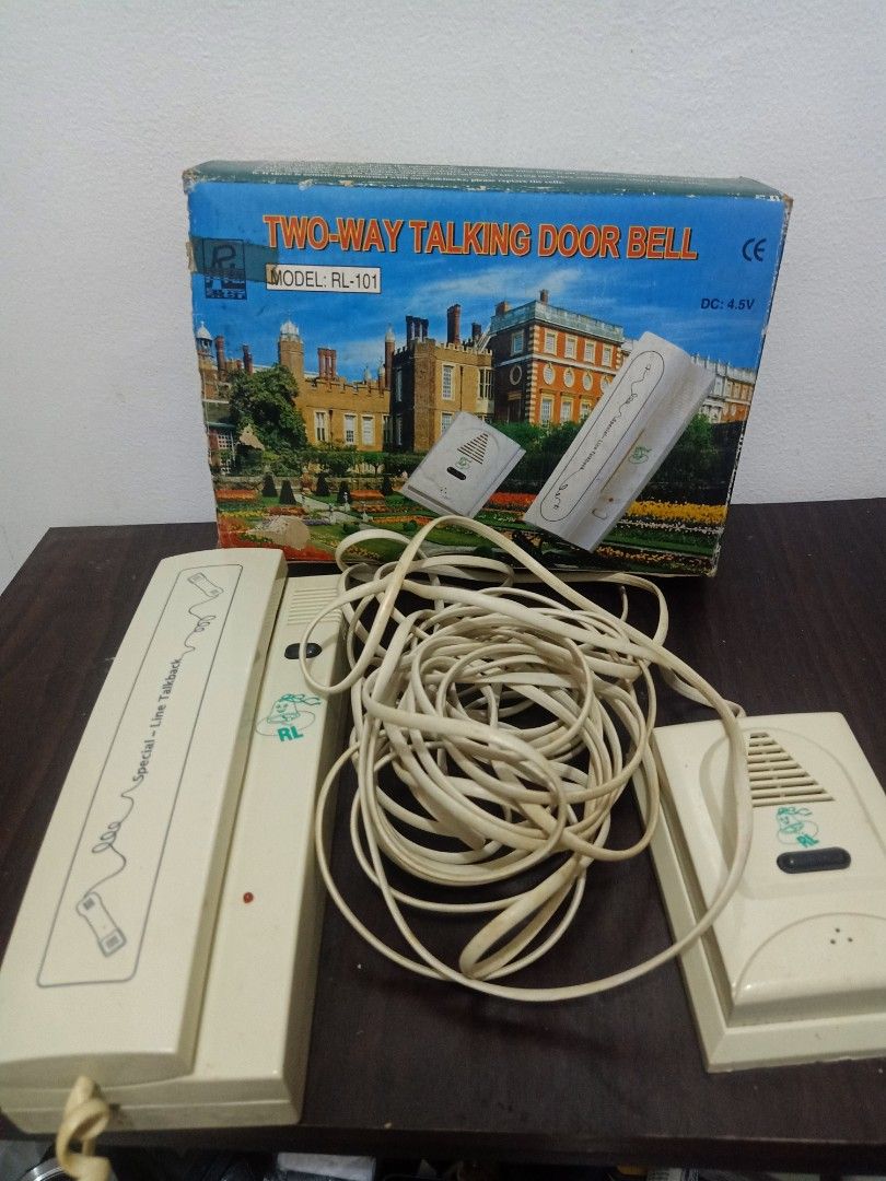 Vintage 2 way door bell intercom (Category: Peephole Viewers & Doorbells) located in Las Pinas. Submitted by the_recycle_shop (Listing ID 1445151918, Image 1). Description: Good working condition 3 AA battery for power.
