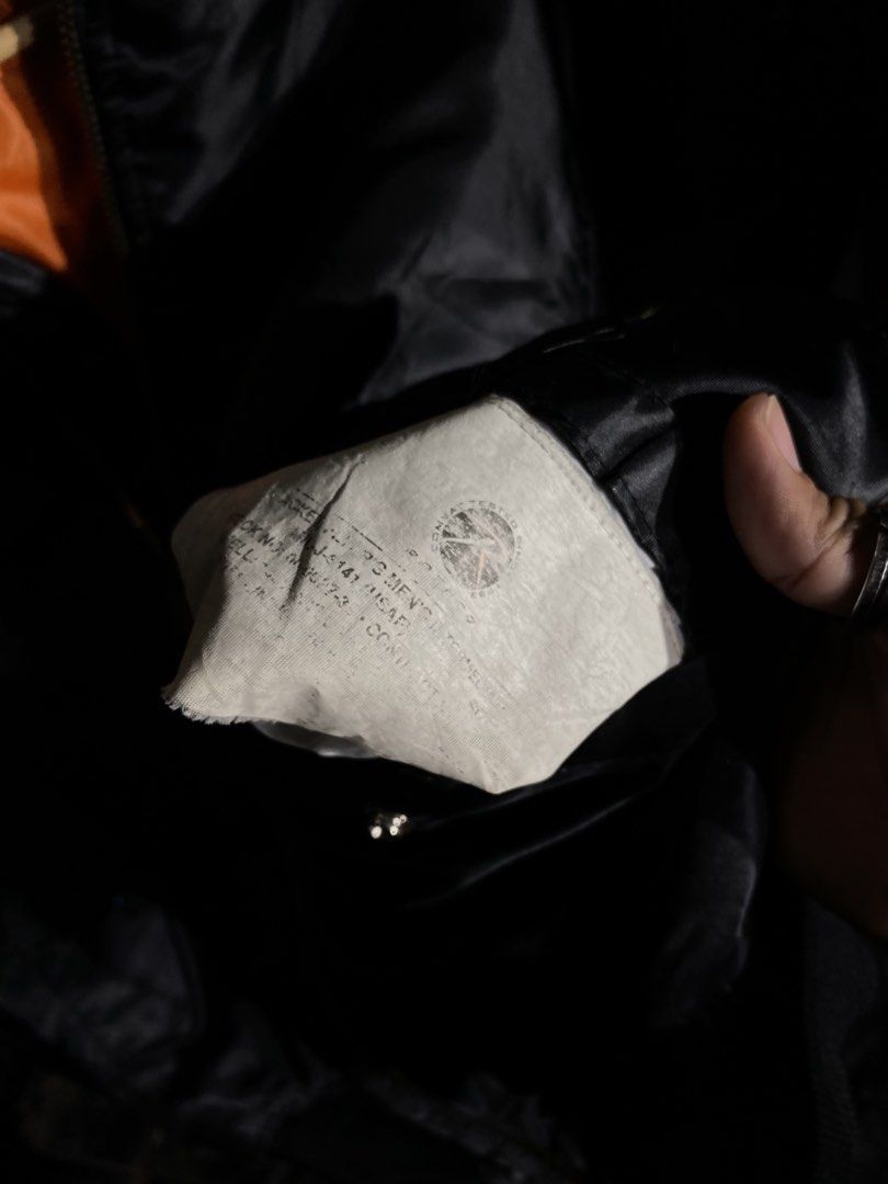 VINTAGE ROTHCO JACKET MA-1 BOMBER FLIGHT JACKET (Category: Coats, Jackets and Outerwear) located in San Pablo. Submitted by genesisllo24149 (Listing ID 1445110058, Image 2). Description: VINTAGE ROTHCO JACKET MA-1 BOMBER FLIGHT JACKET LENGTH -> 26 WIDTH -> 26 ISSUE -> NONE CONDITION -> EXCELLENT DM TO PURCHASE 📥 DISCLAIMER: - Please manage your expectations, posted items are preloved, used & thrifted -Actual color may vary due to lighting -All i