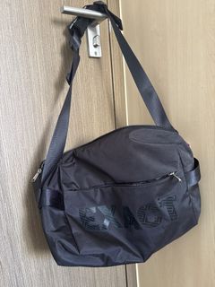 (Category: ) located in . Submitted by lala98 (Listing ID 1445064134, Image 1). Description: .