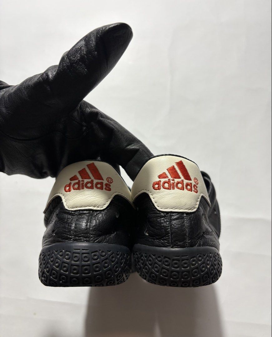 YOHJI YAMAMOTO-Y-3 REGU SNEAKER (Category: Sneakers) located in Naga. Submitted by sislovesme (Listing ID 1445044173, Image 3). Description: •9/10 CONDITION •NO FLAWS •SIZE 7.5 •26 CM INSOLE.
