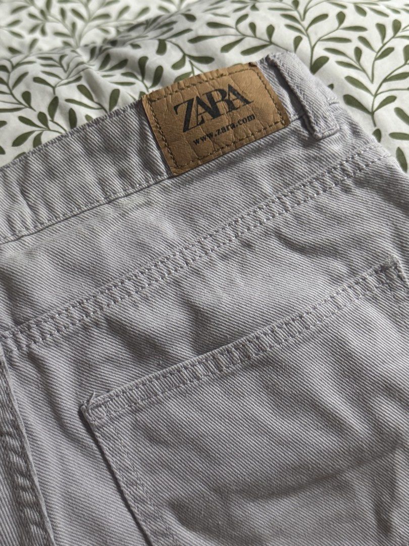 zara light purple denim shorts (Category: Shorts) located in Bacoor. Submitted by ukhayz (Listing ID 1445142074, Image 3). Description: zara light purple violet denim shorts raw hem high waist waist: 28 in.