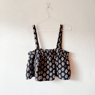 (Category: ) located in . Submitted by rosywardrobe (Listing ID 1445137265, Image 1). Description: .