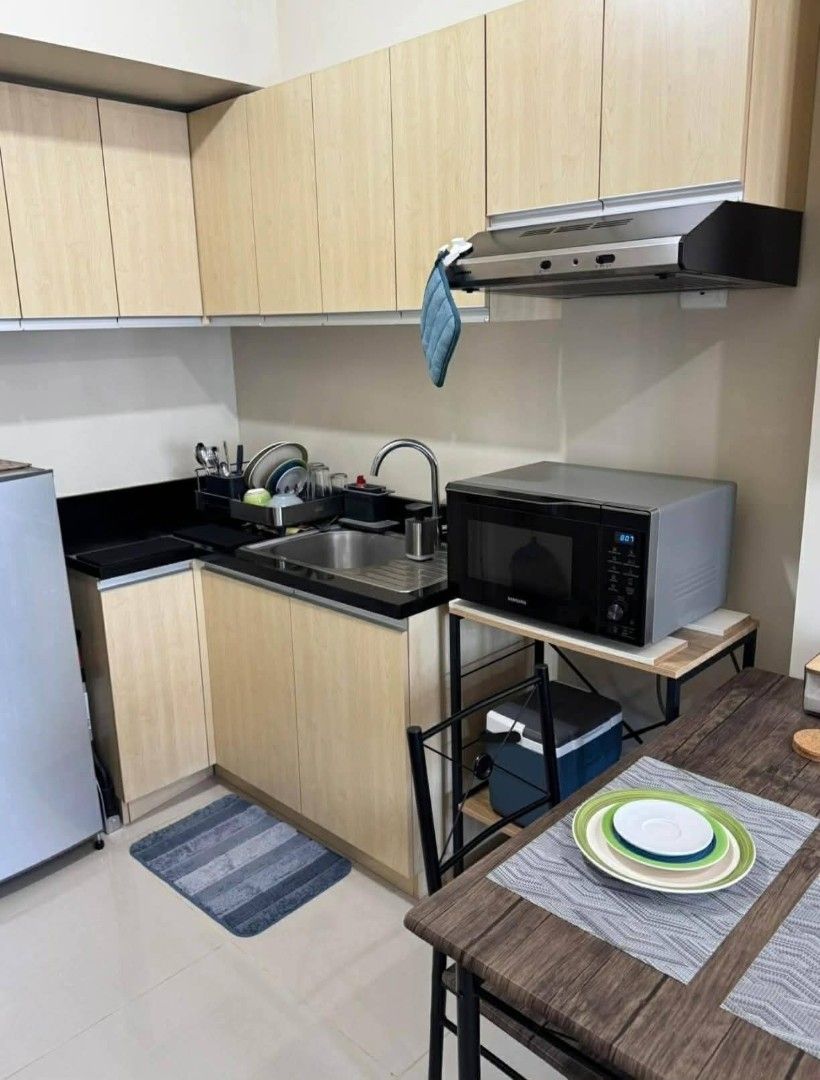 1 BEDROOM THE MONTANE BGC (Category: Apartments & Condos) located in Taguig. Submitted by richc10 (Listing ID 1445350370, Image 1). Description: ❗ FOR RENT 🏢 THE MONTANE , BGC 🛏 1 Bedroom ➡️ 21st floor ✨ Furnished 💰 Rent: ₱33,000 / month 🔥 Slightly Negotiable 📝 Payment Terms: 2 month deposit + 2 months advance, pdcs 🗓️ 1 Year lease.