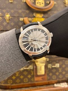 (Category: ) located in . Submitted by redrabbitluxury_singpore (Listing ID 1445282434, Image 1). Description: .