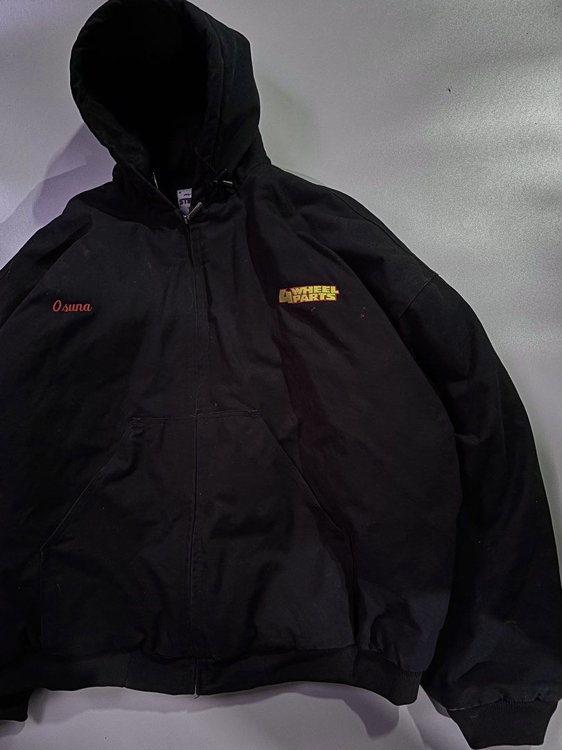 4Wheel Active Jacket (Carhartt Alternative Active Jacket) (Category: Activewear) located in Santa Cruz. Submitted by devbook1 (Listing ID 1445302835, Image 2). Description: 4Wheel Active Jacket (Carhartt Alternative Active Jacket) Diamond Pattern Boxy Fit L: 28.5 W: 31 Excellent Condition Need Wash Authentic *may parang dumi sa may right side sa dibdib pero di as in halata.