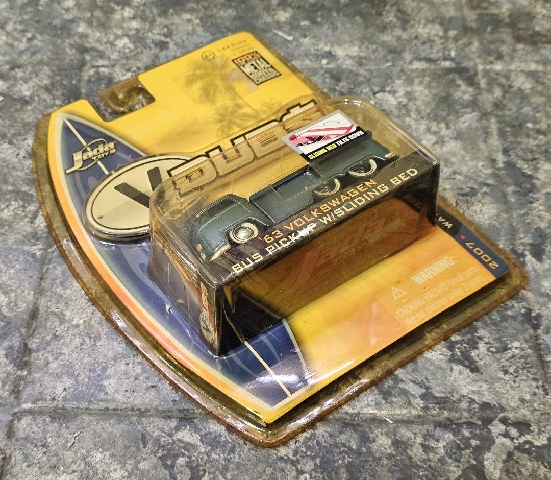 '63 VW BUS PICKUP - 2007 Jada V Dubs Series (Category: Vehicle & Diecast Models) located in Quezon City. Submitted by charliebrown_olx (Listing ID 1445357539, Image 3). Description: VOLKSWAGEN, SAMBA, BEETLE, BUG Classification: New, Factory Sealed Condition: Mint on Near-Mint Card, WYSIWYG TERMS & CONDITIONS: 1. Pickup only at Obudan St Brgy Manresa, Q.C. 2. Shipping c/o buyer. 3. Prices are Final. 4. Respect the Ad. TFL! Hot Wheels, Matchbox, G