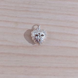 (Category: ) located in . Submitted by whimsicalfinds (Listing ID 1445260430, Image 1). Description: .