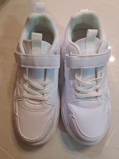 （分類：）位於 。 由 typobirdinlove 提交（商品編號 1445382856，圖片 1）。簡介： 。