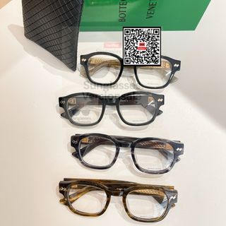 (Category: ) located in . Submitted by sunglasses.versionsale (Listing ID 1445345107, Image 1). Description: .