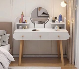 (Category: ) located in . Submitted by closingdownsaleeeee_sg (Listing ID 1445318071, Image 1). Description: .