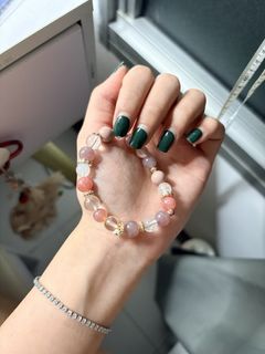 (Category: ) located in . Submitted by mangostickyriceee_ (Listing ID 1445365617, Image 1). Description: .