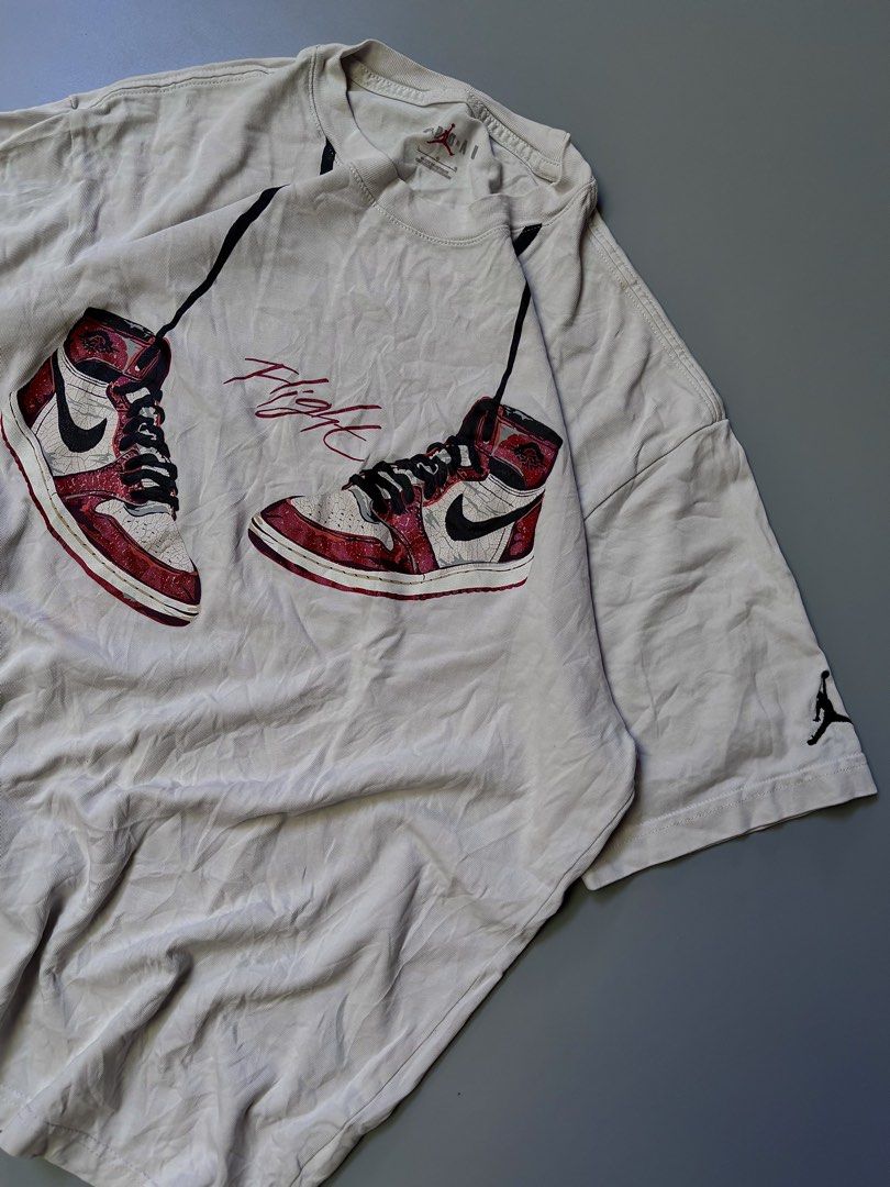 Air Jordan Graphic Shirt (Category: Tshirts & Polo Shirts ) located in Santa Cruz. Submitted by pizzaburger13 (Listing ID 1445237826, Image 3). Description: Pinaka bet sa lahat 🤭 Price not yet updated 📍 Payment first 📍 Ship via J&T or LBC 📍 Santa Cruz, Laguna.