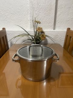 (Category: ) located in . Submitted by doublelkitchenware (Listing ID 1445395973, Image 1). Description: .