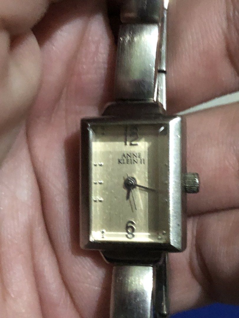 Anne Klein II steel watch (Category: Women's Watches) located in Quezon City. Submitted by markgolveo (Listing ID 1445377082, Image 3). Description: Anne Klein II steel watch Depleted batteries Signs of wears.