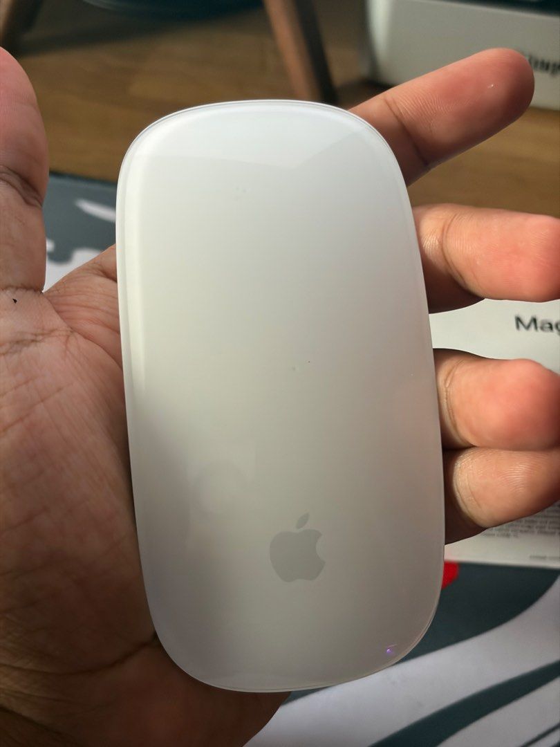 Apple Magic Mouse 2489195148370268163