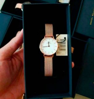 (Category: ) located in . Submitted by Authentic4Less_OLShop (Listing ID 1445319116, Image 1). Description: .