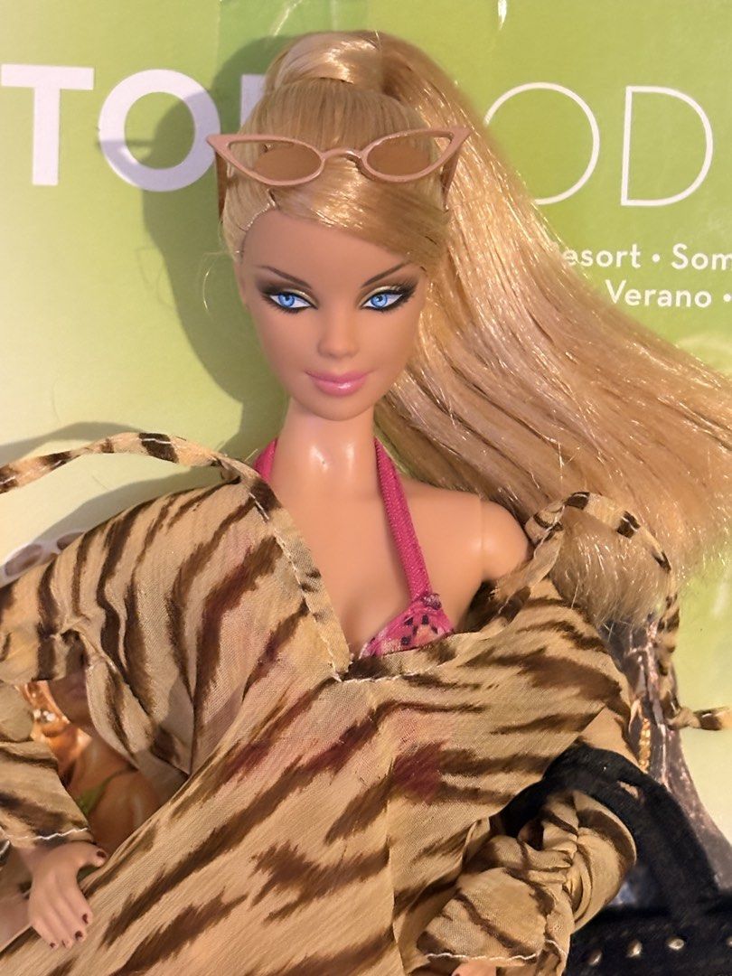 Barbie Top Model RESORT (Category: Kids Toys) located in Caloocan City. Submitted by starkiboi (Listing ID 1445337901, Image 3). Description: Wysiwyg - with scratch sa legs check photo -small crack neck pag niyuko ng sobra, but if normal pose di sya kita.