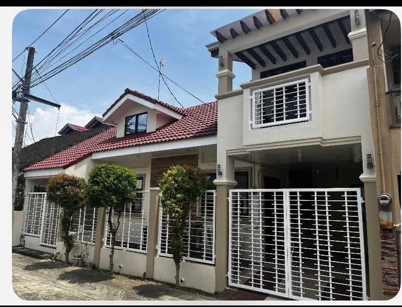 Batangas city Avida (Category: House & Lot) located in Cabuyao City. Submitted by _disposedarmoire_ (Listing ID 1445310589, Image 2). Description: Batangas City San Isidro Avida subdvision FOR SALE. *No agents, we talk to potential buyer directly* 115sqm lot, 200 sqm floor area Fully furnished RFO 3 bedrooms 2 toilets with shower 1 car garage Laundry area Study/office area with pocket garden and Balcony Go to our page for more details options: 1.