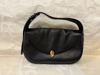 （分類：）位於 。 由 grendaline 提交（商品編號 1445370311，圖片 1）。簡介： 。