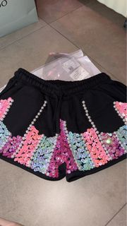(Category: ) located in . Submitted by mamaj (Listing ID 1445410588, Image 1). Description: .