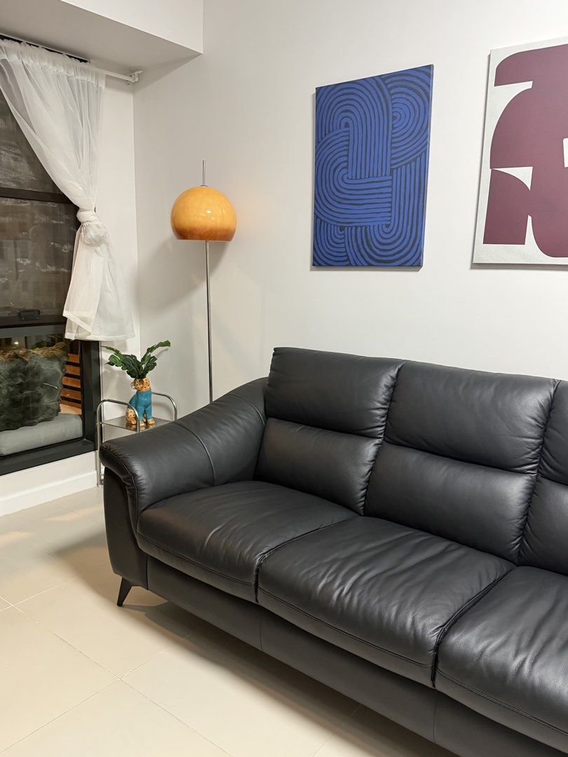BLIMS LEATHER COUCH (Category: Sofas) located in Muntinlupa City. Submitted by myrandomthingz (Listing ID 1445402958, Image 2). Description: BOUGHT THIS LAST JANUARY FOR 79,000 NEGOTIABLE FOR SURE BUYERS MINIMAL SCRATCHES DM FOR MORE INFORMATION .