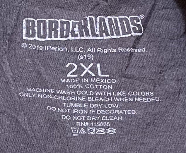Borderland "Claptrap says: Well done, Minion" Tshirt (Category: Tshirts & Polo Shirts ) located in Pasig City. Submitted by gt.shop06 (Listing ID 1445281165, Image 3). Description: Size on tag: 2XL Dimension: 24x28.
