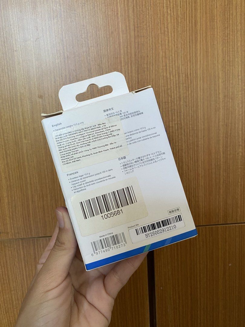 BOYA BY-V20 2.4 GHz Wireless Microphone System (Category: Microphones) located in Taguig. Submitted by lrnlcd (Listing ID 1445388195, Image 2). Description: BOYA BY-V20 2.4 GHz Wireless Microphone System Bought for 1490000 VND (approximately ₱3400+) Selling for only ₱2400 📍Upper Antipolo.