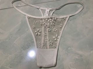 (Category: ) located in . Submitted by lovescarf (Listing ID 1445320329, Image 1). Description: .