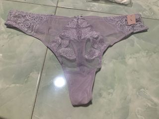 (Category: ) located in . Submitted by lovescarf (Listing ID 1445318661, Image 1). Description: .